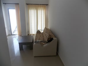 Apartment | Living room | Flat-screen TV - Doka Apartments 2 (Sarandë)