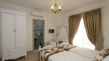 Minibar, in-room safe, laptop workspace, soundproofing