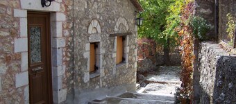 Stemnitsa Diavatiko Traditionelle Wohnungen