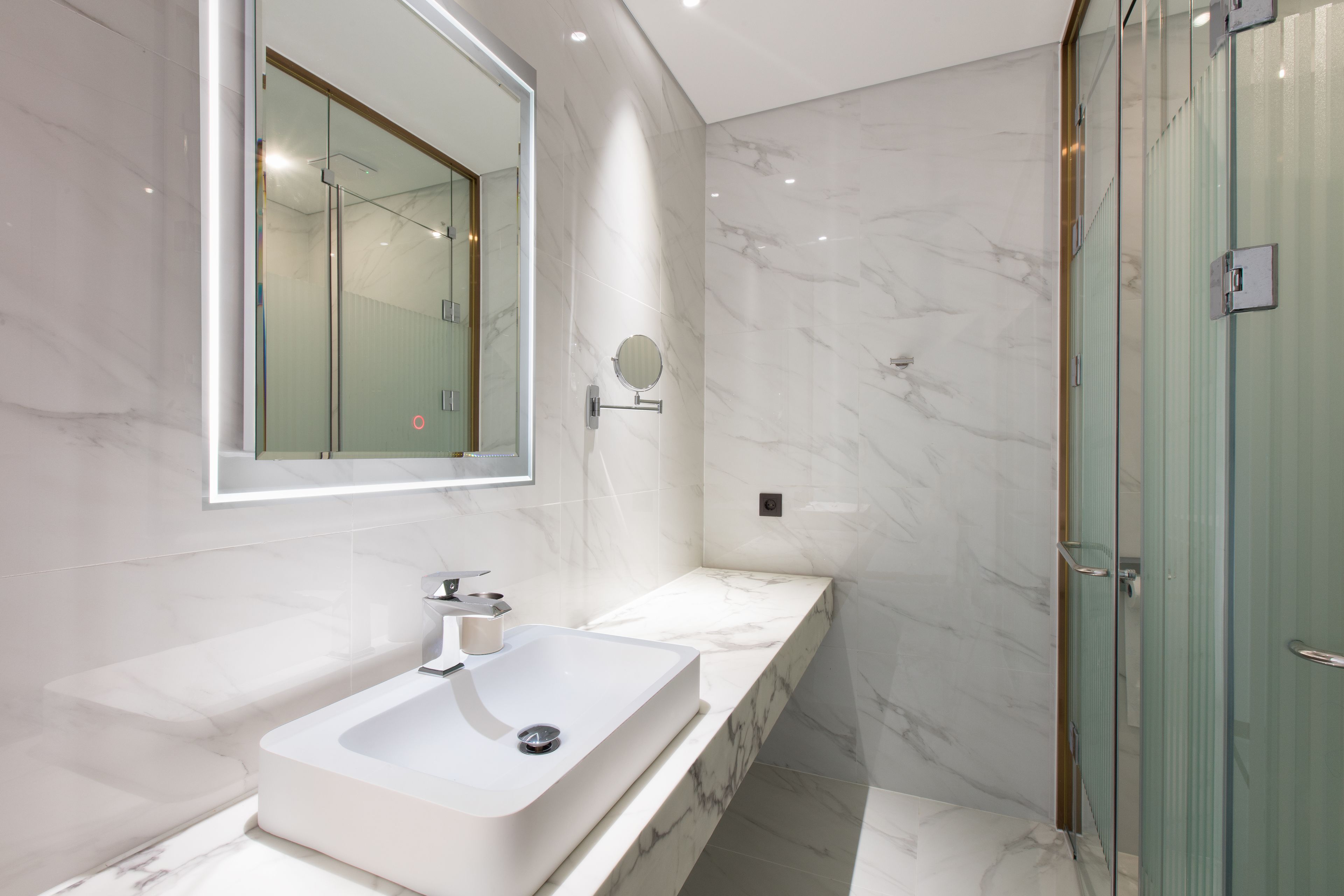 superior double room, terrace | bathroom sink