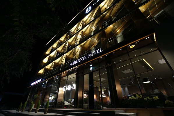 Front of property – evening/night
