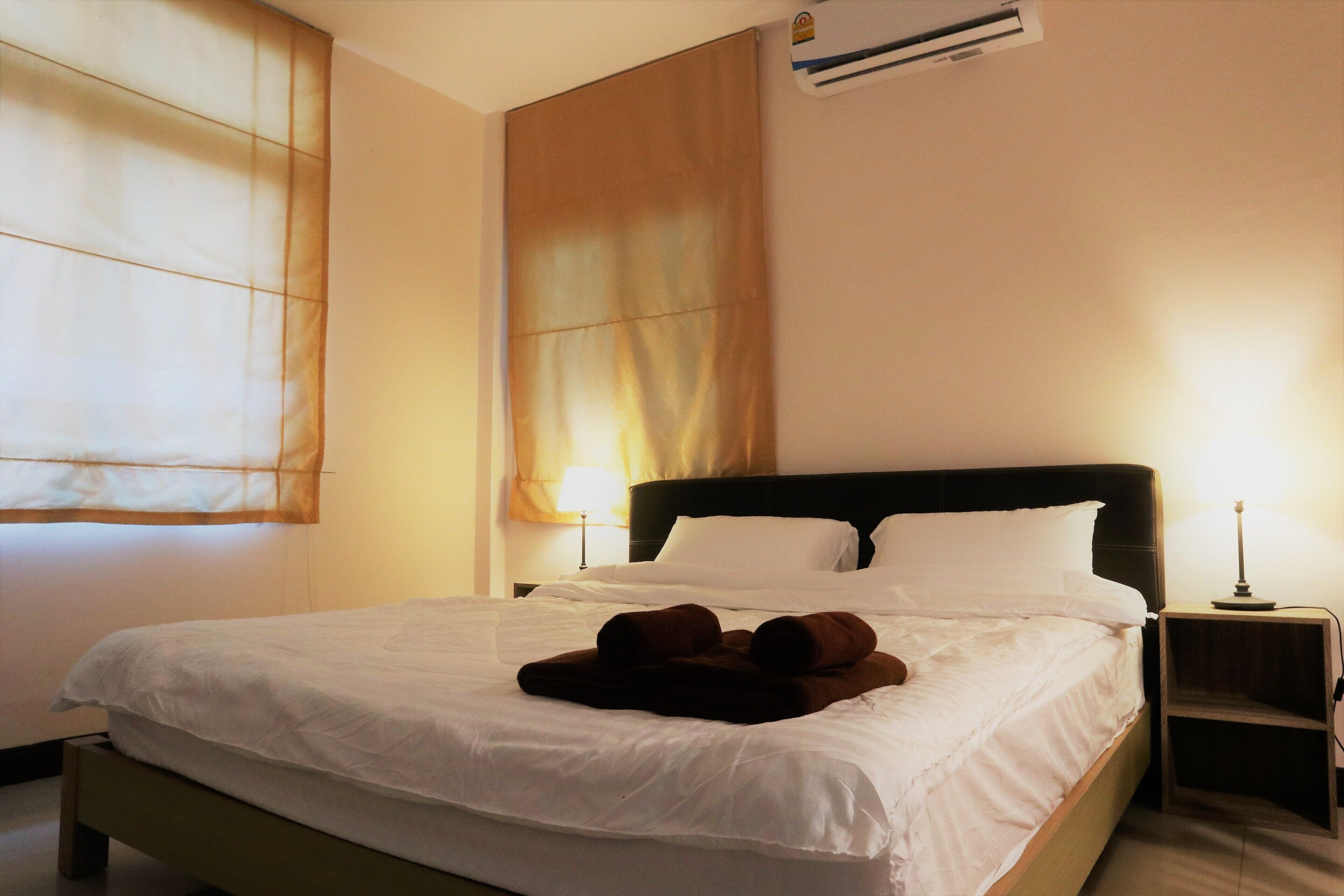 3 makuuhuonetta, internet