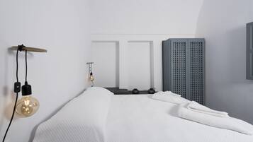 3 quartos, cofres nos quartos, ferros/tábuas de passar roupa