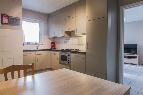 Frigorífic, microones, forn i placa de cuina