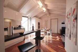 Dining - Casa Marcone charming apartment between the Cinque Terre, Tigullio and Portofino (Deiva Marina)