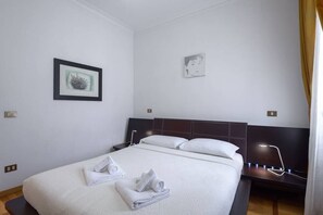 1 chambre, fer et planche Ă repasser, lit parapluie, Wi-Fi