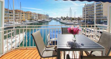 Charmant appartement 1er étage, 2 chambres dans le port d'Empuriabrava