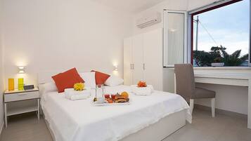 2 chambres, fer et planche Ă repasser, Wi-Fi, draps fournis