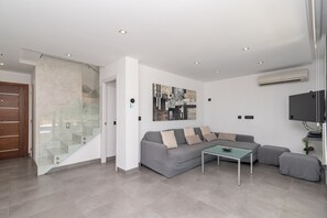 Fernseher, DVD-Player