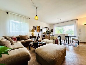 TV - Aitana CostaBravaSi - Pool, BBQ, Chill-out (Santa Cristina d'Aro)