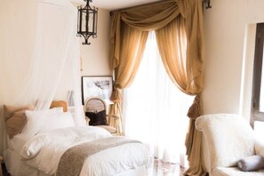 2 Schlafzimmer, schallisolierte Zimmer, Bügeleisen/Bügelbrett