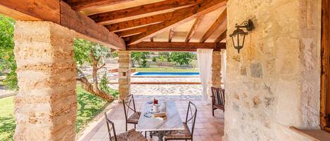 Restauration extérieure