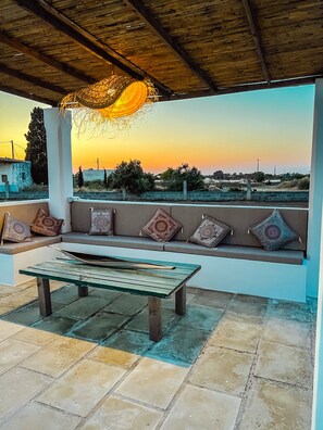 Terrace/patio - CHLOE'S ROOMS, Salento - Gallipoli Chimney Room (Taviano, Gallipoli)