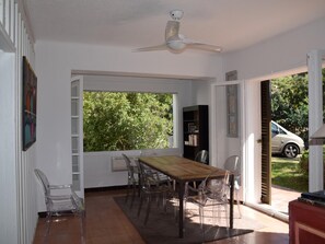 Dining - Bell-lloc CostaBravaSi - Pool, wifi, A/C, BQ (Santa Cristina d'Aro)