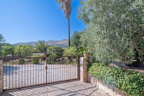 Property grounds - Villa La Casita for 4 people with pool (Puerto Pollensa)