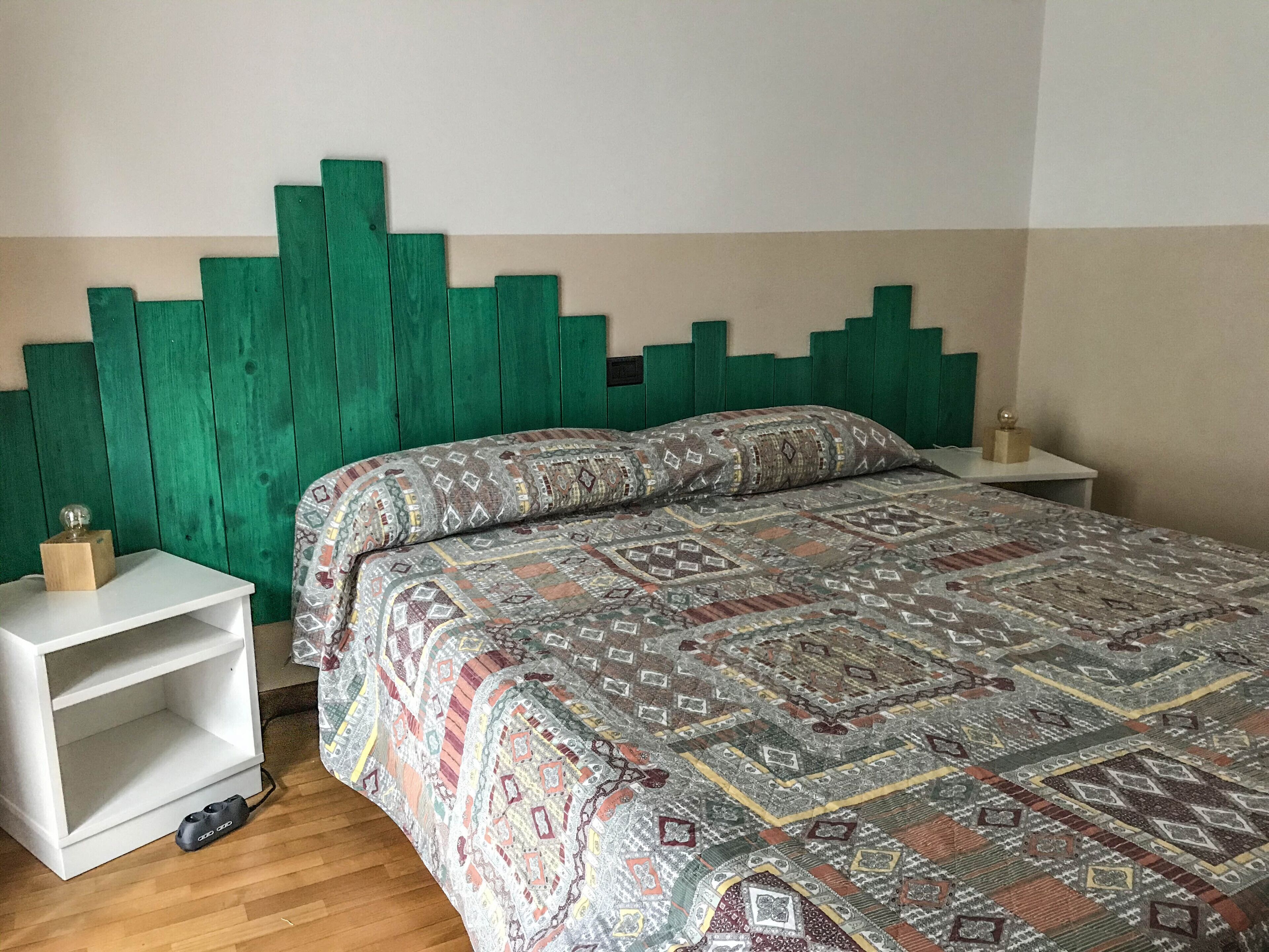 2 bedrooms, iron/ironing board, WiFi (free), bed sheets