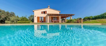 Villa Can Lleida Valero for eigth people with pool and jacuzzi