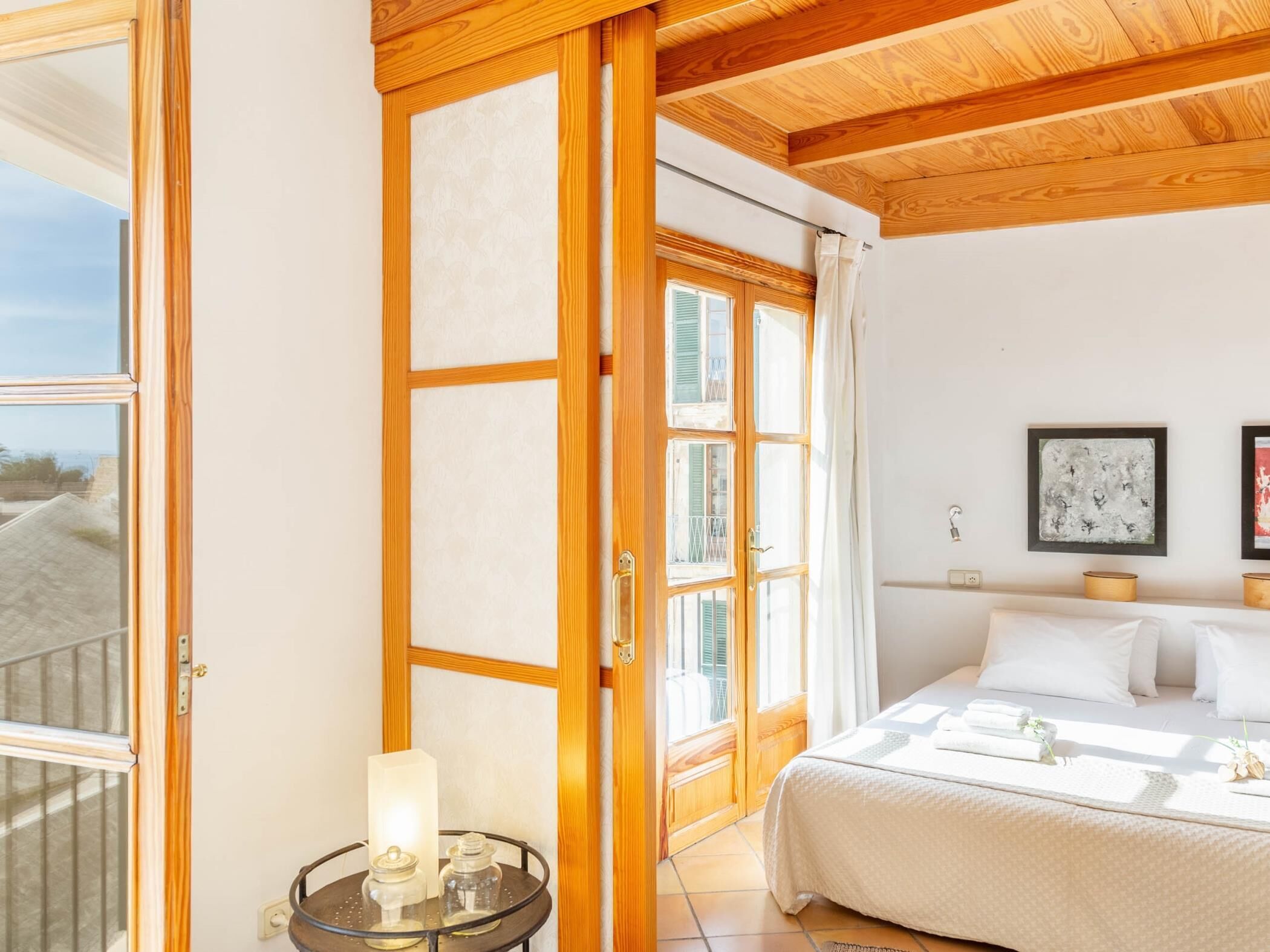 3 chambres, bureau, fer et planche à repasser, accès Internet