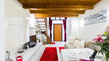 TV connectée, cheminée