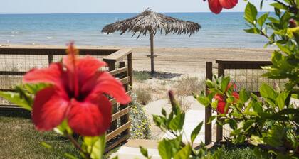 Fabulous seafront villa in Donnalucata, Sicily