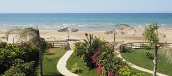 Fabulous seafront villa in Donnalucata, Sicily