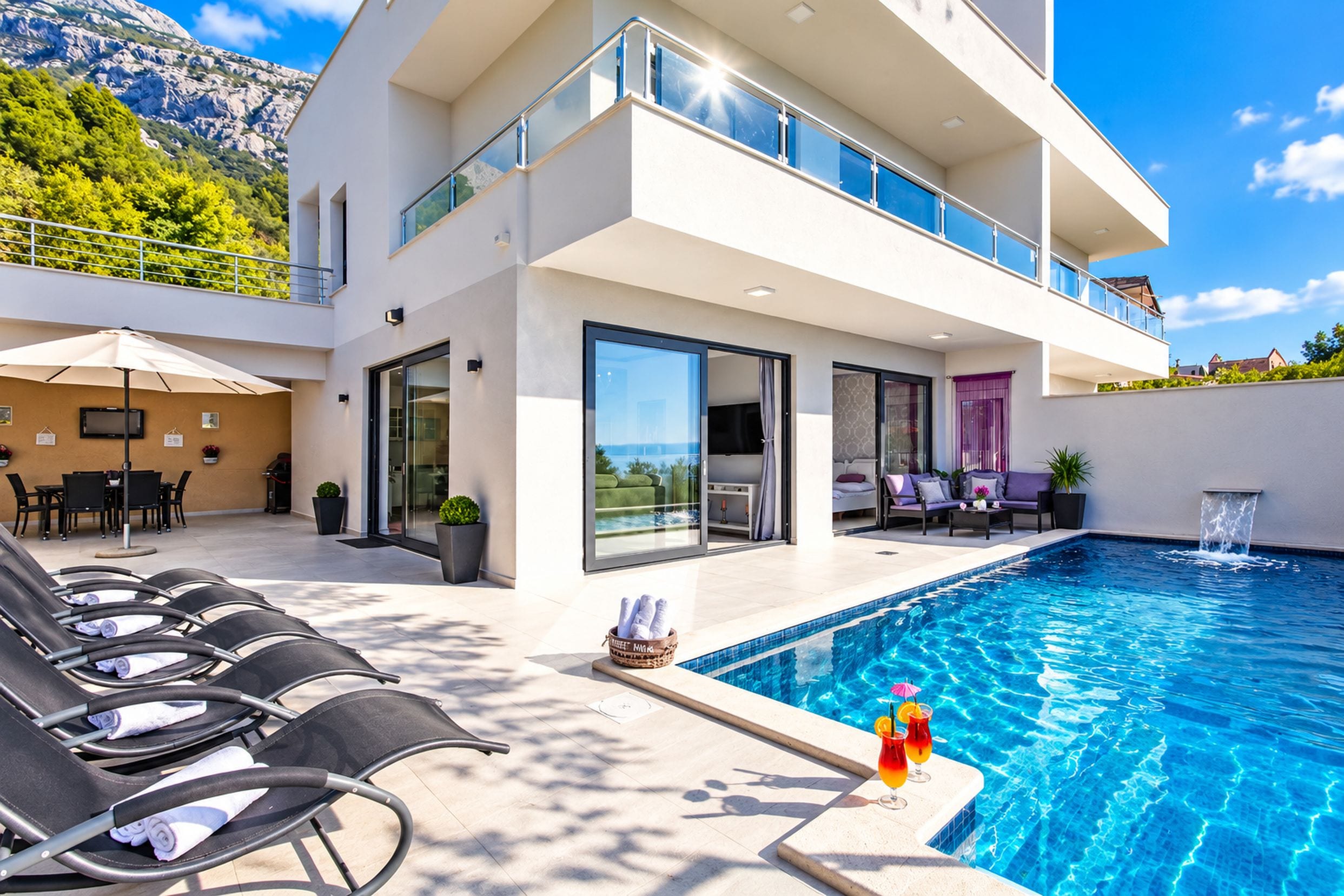 Outdoor pool, a heated pool