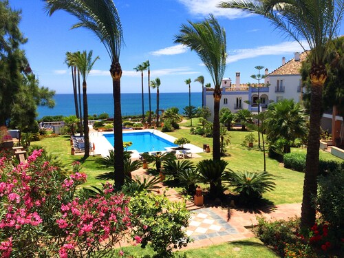 geräumige Wohnung für bis zu 5 Personen direkt am Strand mit Panorama-Ausblick