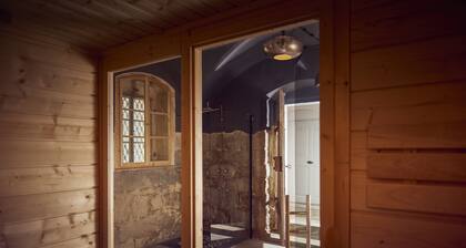 Large, lovingly renovated half-timbered house with sauna & garden