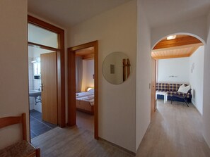1 chambre, fer et planche à repasser, Wi-Fi gratuit, draps fournis