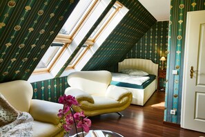 3 chambres, fer et planche à repasser, lit parapluie, Wi-Fi gratuit