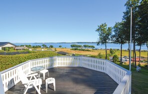 Outdoor dining - 2 bedroom amazing home in Aabenraa (Aabenraa)