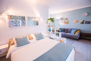 1 bedroom, iron/ironing board, Internet, bed sheets