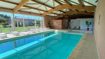 Piscine couverte, piscine chauffée