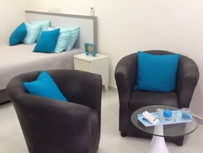 1 dormitorio, tabla de planchar con plancha, Internet y ropa de cama