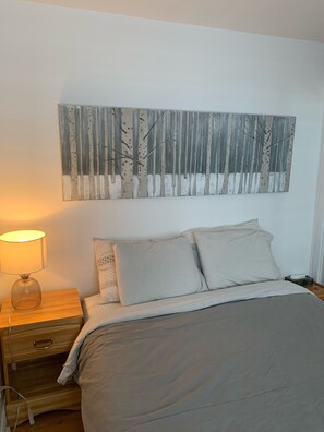 1 bedroom, iron/ironing board, free WiFi, bed sheets - Perfect Location / Perfectly Located Ski-in / Ski-out (Mont-Tremblant)
