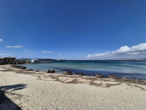 Accommodatie ligt op het strand