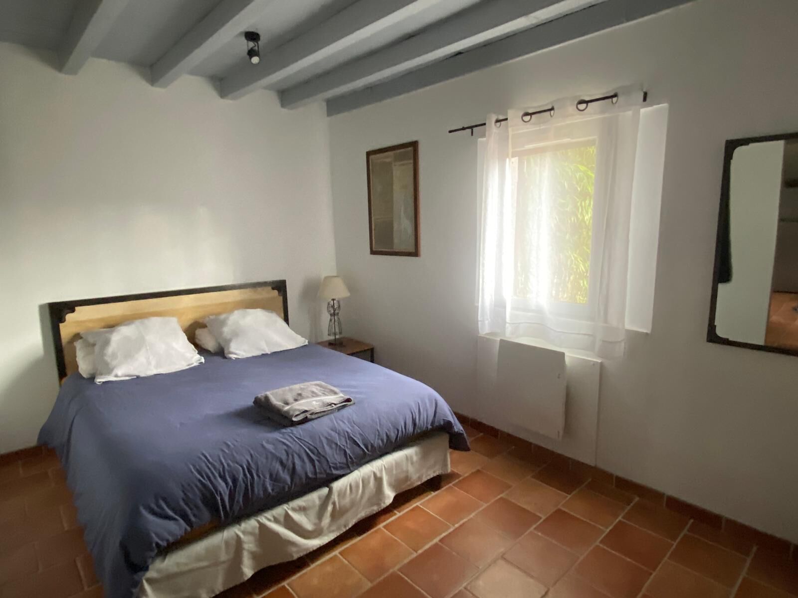 2 slaapkamers, een strijkplank/strijkijzer, gratis wifi, beddengoed