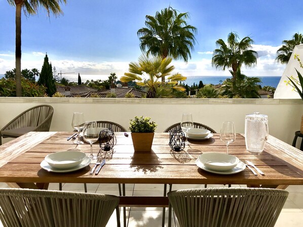 Outdoor dining - 39 - Apartment in Bahia de Marbella (Marbella)