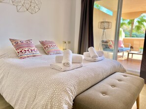 2 dormitorios, tabla de planchar con plancha, wifi gratis y ropa de cama