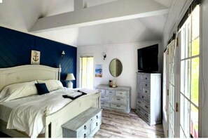 5 soverom, skrivebord, strykejern/-brett og wi-fi (inkludert)