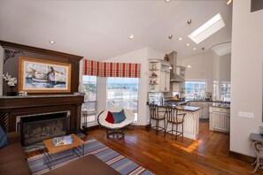 TV connectée, cheminée