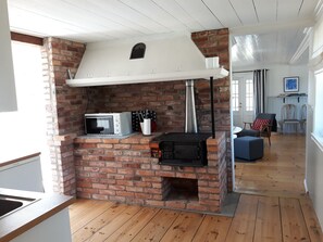 Ferienhaus | Eigene Küche | Kühlschrank, Mikrowelle, Ofen, Herdplatte