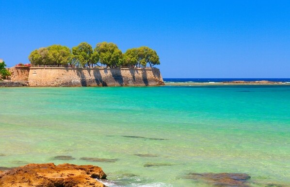 2 beach bars - Ranias luxurious Apartment with sea view! (Chania)