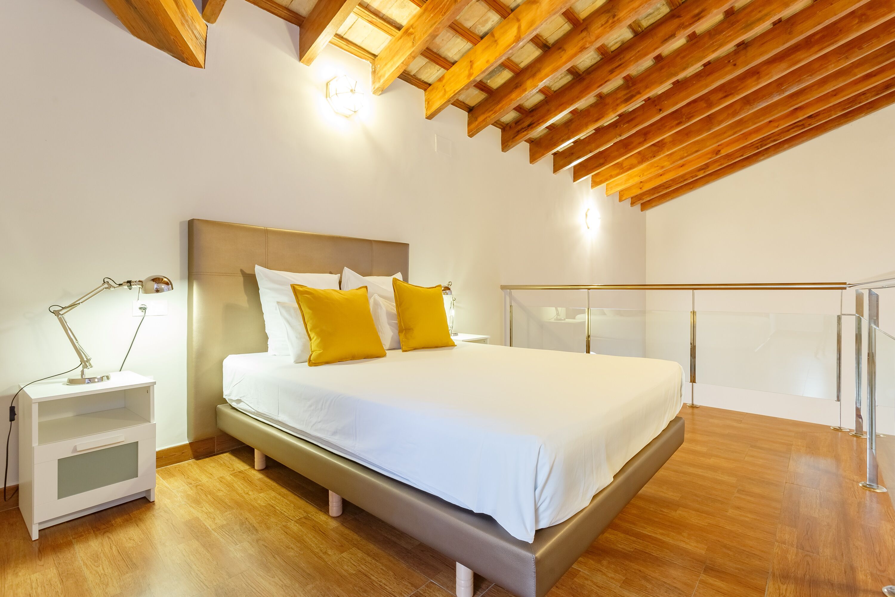 Maisonnette, 2 slaapkamers | Luxe beddengoed, verduisterende gordijnen, een strijkplank/strijkijzer