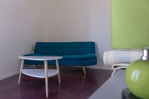 Neljän hengen design-huone | Huoneen varustelu