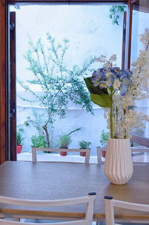 Apartment | Terrace/patio