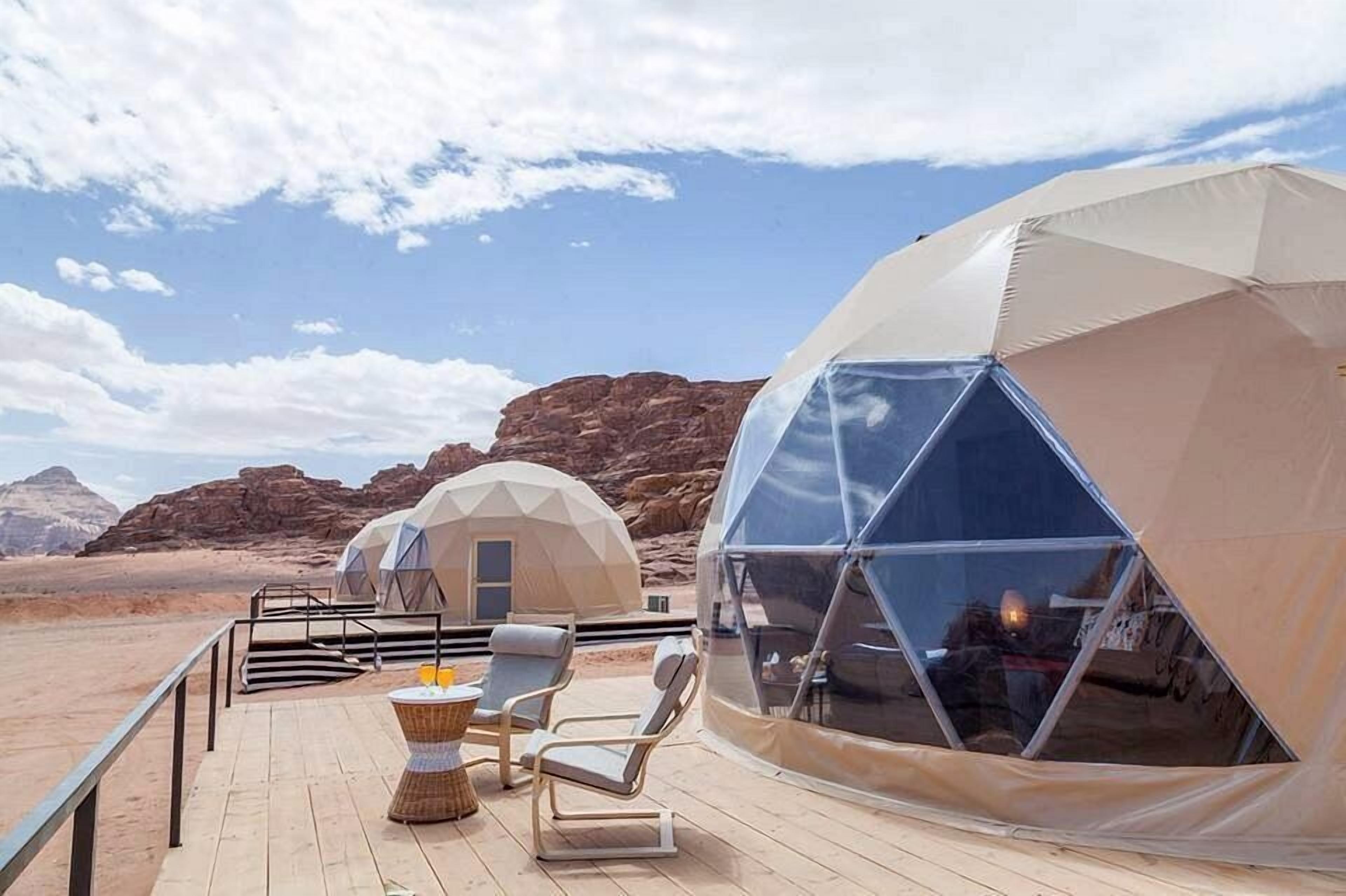 Martian Tent | Courtyard view