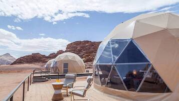 Martian Tent | Courtyard view