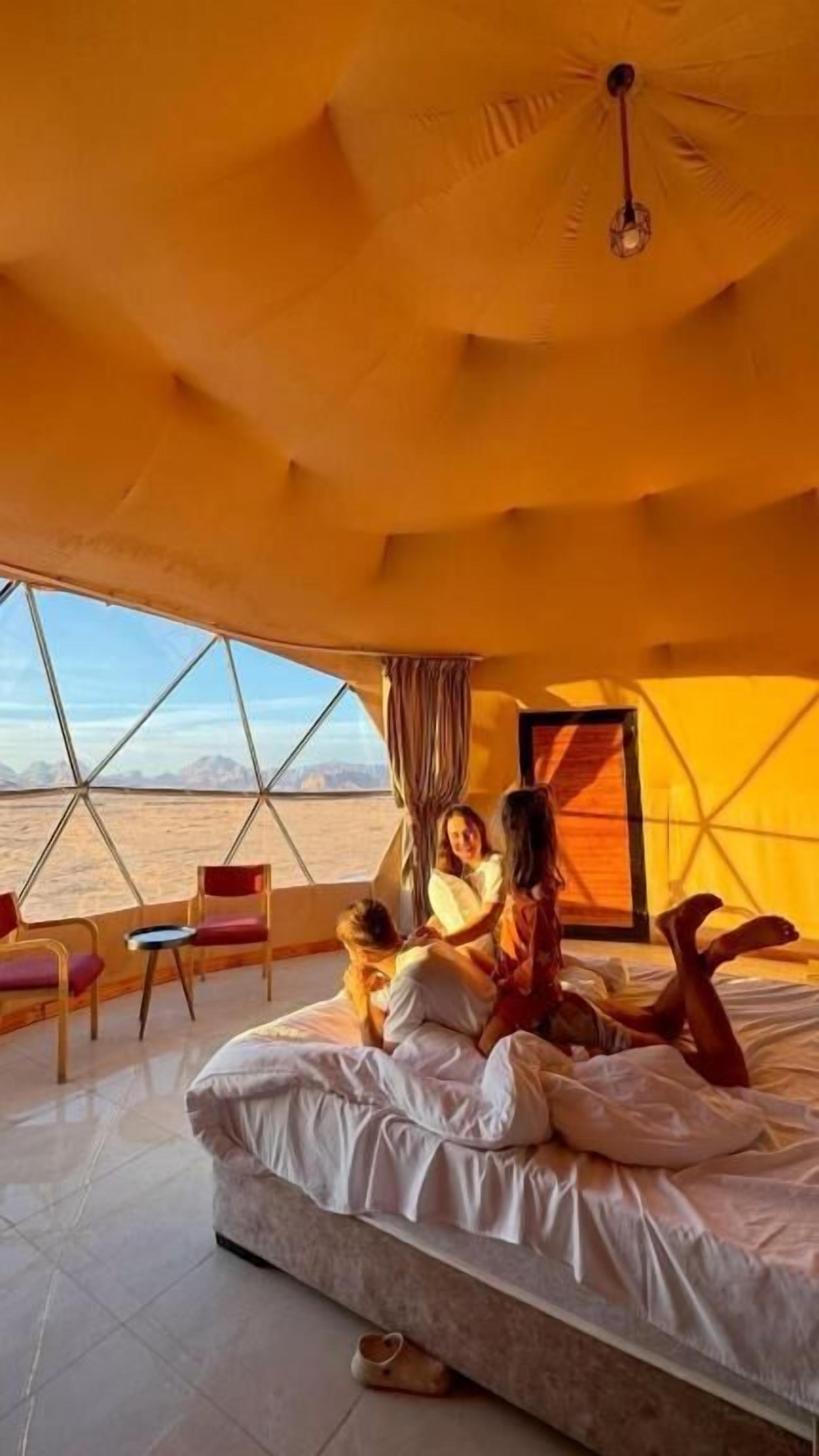 Martian Tent | 10 bedrooms, Egyptian cotton sheets, premium bedding, memory foam beds
