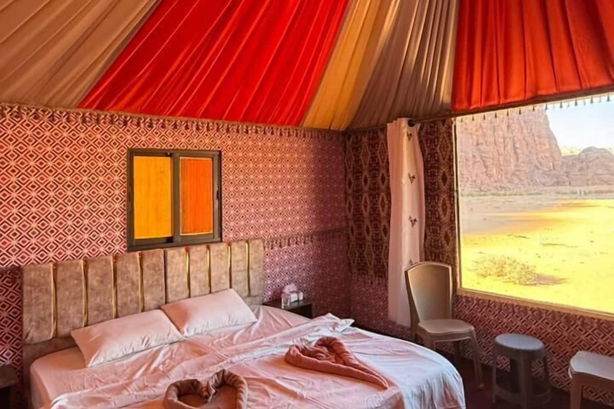 Luksus-dobbelt- eller tomannsrom, privat bad, fjellutsikt | 10 soverom, sengetøy i egyptisk bomull og sengetøy av topp kvalitet